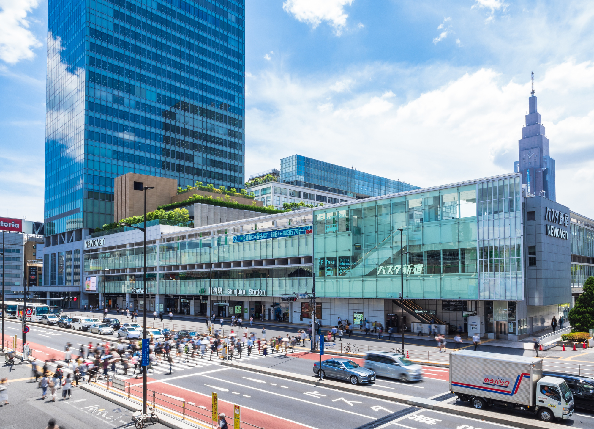 メンズエステ激戦区の新宿エリア。そのなかで、今回は新宿南口・南新宿駅周辺のメンズエステをご紹介します。おすすめポイントやお得なキャンペーン情報を詳しくご紹介していますので、ぜひお店選びの参考にしてみてください。