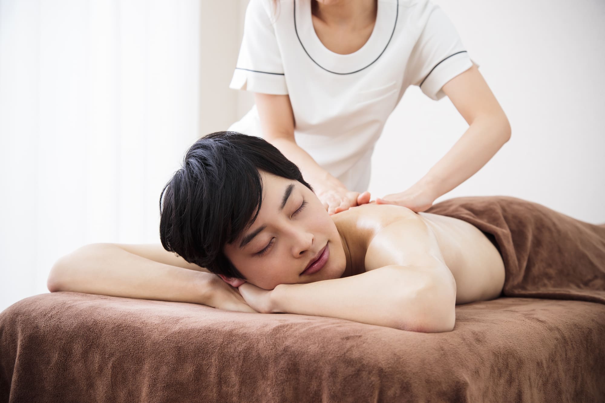 この記事では、高田馬場・大久保・新大久保エリアの人気メンズエステをご紹介しました。このエリアでは30代以上の大人セラピストが多く在籍しているので、大人の女性に癒されたい方に特におすすめです！気になるお店を見つけて足を運んでみてくださいね。アロマパンダ通信では厳選された優良メンズエステ店が簡単に検索できます。高田馬場・大久保・新大久保エリアで自分好みのお店を探してみましょう。